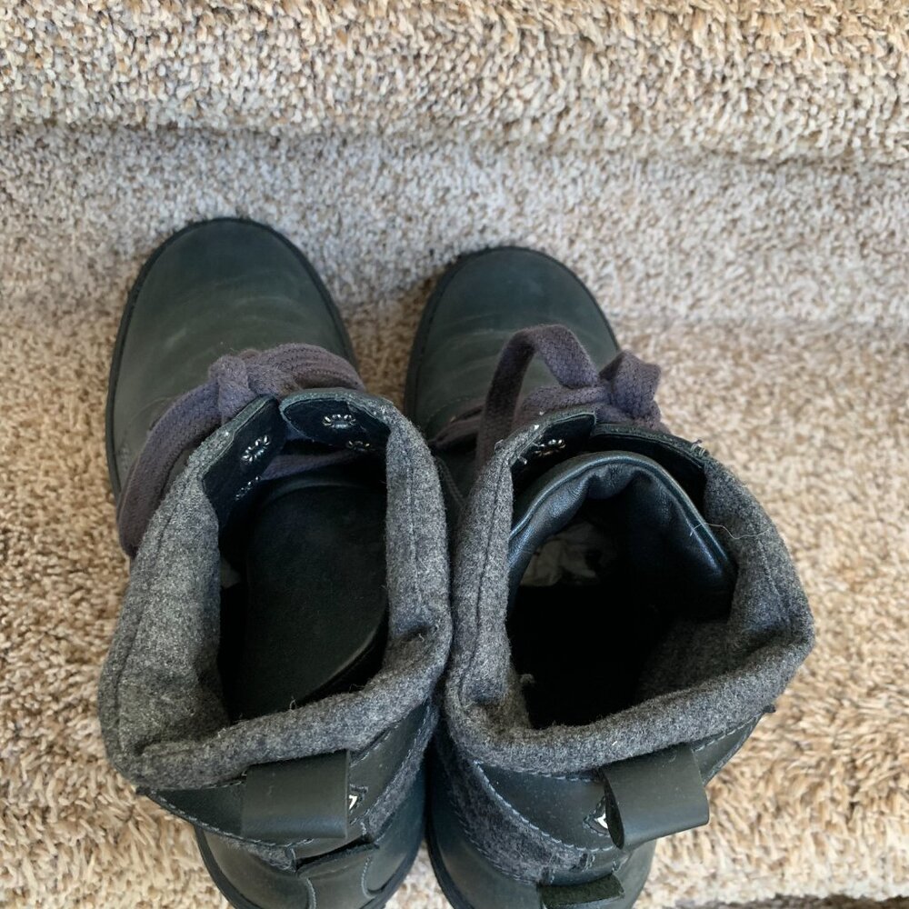 Moncler Men's Dark Green Leather Boots - Picture 6 of 14